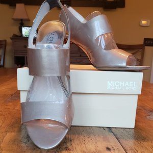 Michael Kors Pearlized Patent Leather Shoes